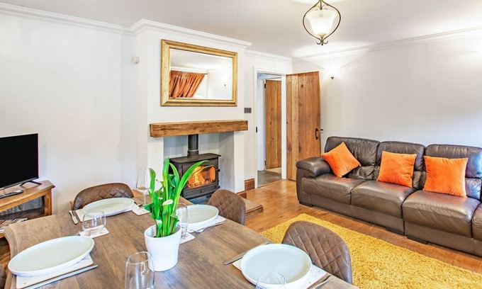 Clitheroe Cabaña | 3 bedroom accommodation in Bolton By Bowland, near Clitheroe