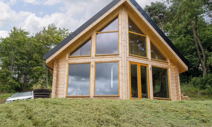 Linlithgow Cabaña | 3 bedroom accommodation in Linlithgow, near Edinburgh