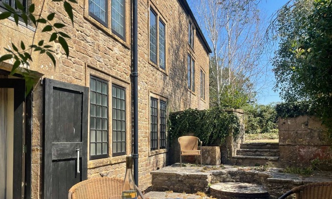 Chetnole Cabaña | 3 bedroom accommodation in Chetnole, Sherborne