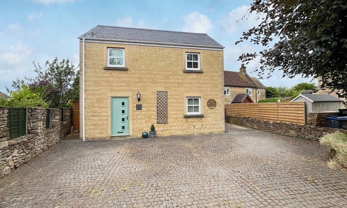 Atworth Cabaña | Alojamiento de 3 habitaciones en Atworth, Near Melksham