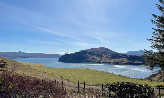 Torvaig Cabaña | 3 bedroom accommodation in Torvaig, near Portree