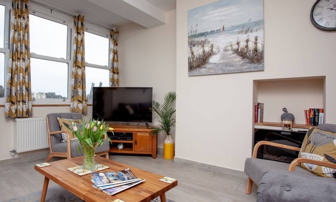 Torquay City Centre Cabina | 3 bedroom accommodation in Torquay