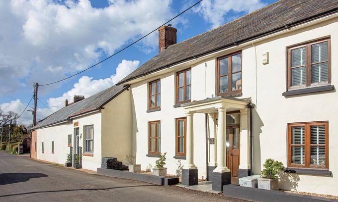 Willand Cabaña | 3 bedroom accommodation in Willand