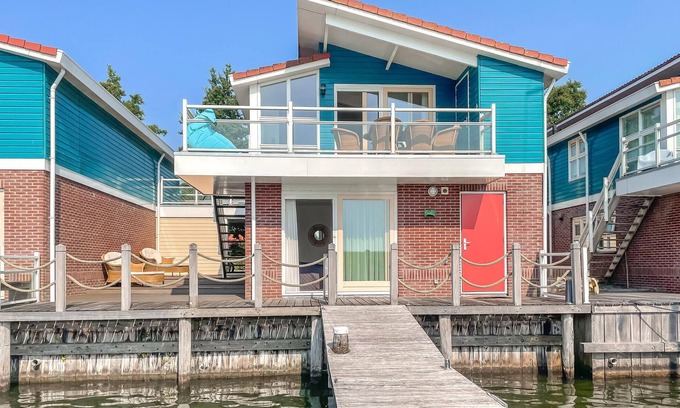 Workum Casa | 3 bedroom amazing home in Workum