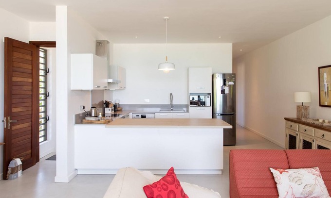 Roches Noires Apartamento | 3-bedroom apartment on 1st floor on the beach
