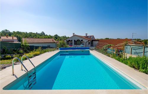 Veli Brgud Casa | 3 Bedroom Beautiful Home In Ruzici