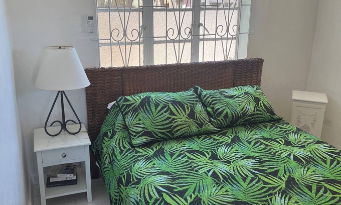 Oistins Casa | 3 Bedroom Bungalow near Miami Beach and Oistins,