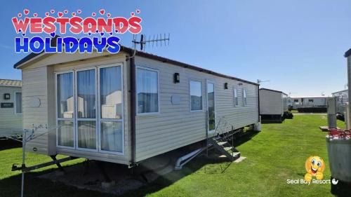 Selsey Casa | 3 Bedroom Caravan at Seal Bay Resort