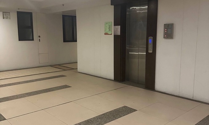 Bacoor City Condominio | 3-bedroom condo in beautiful Las Piñas /Bacoor area complete with amenities.