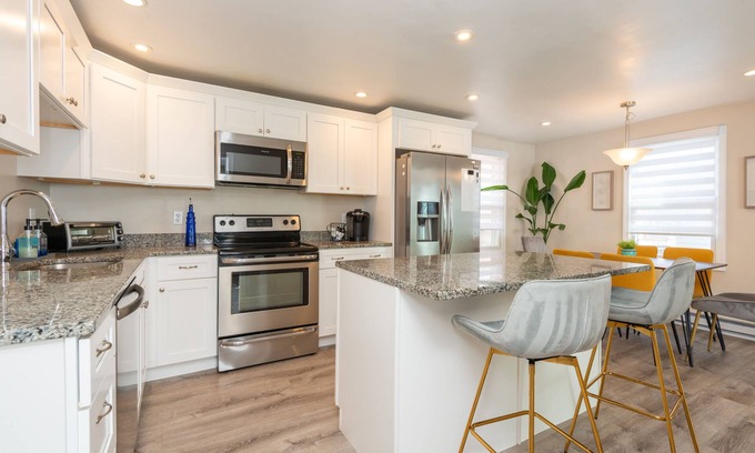 Swampscott Apartamento | 3 bedroom condo nestled in Historic fishing village - dog friendly