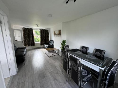 Reading Casa | 3-Bedroom Cosy Reading House