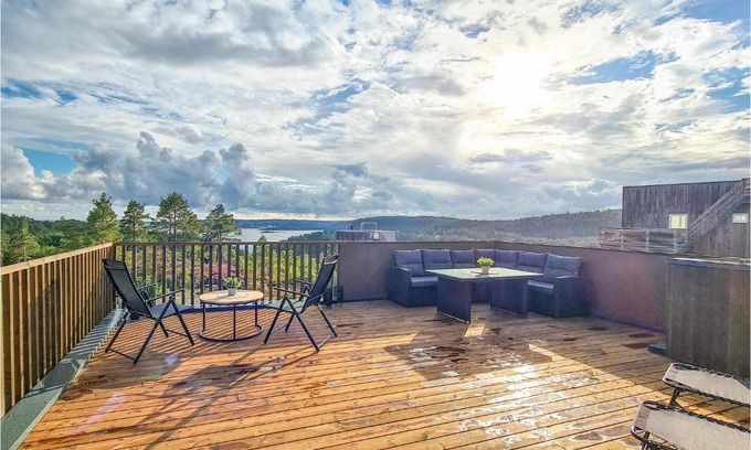 Risor Casa | 3 Bedroom Cozy Home In Søndeled
