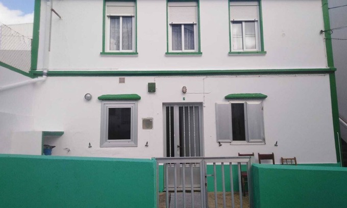 Corme Porto Casa | 3 bedroom house near beach lighthouse hiking trail