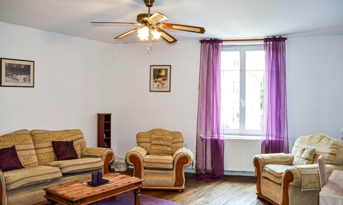 Plombieres-les-Bains Apartamento | Alojamiento de 3 habitaciones en Plombières-les-Bains