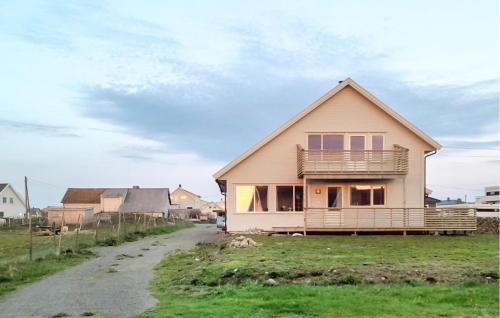 Vestbygd Apartamento | 3 Bedroom Gorgeous Apartment In Borhaug
