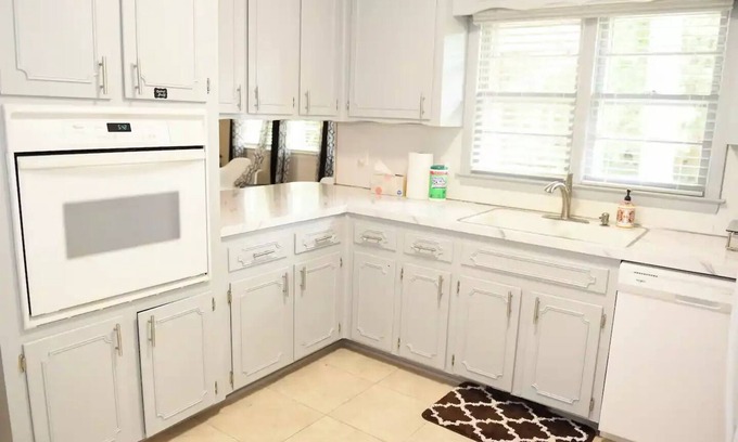 Willow Spring Casa | 3 bedroom home in Willow Springs. Close to Fuquay, Angier and Holly Springs.