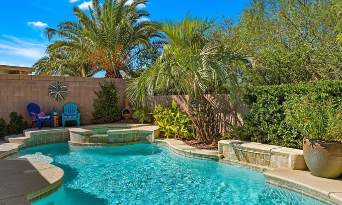Henderson Casa | 3 bedroom home near Green Valley Resort in Henderson. Pool and jacuzzi!