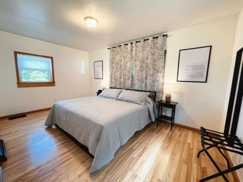 Millersburg Casa | 3 Bedroom home outside of Berlin, Patio with Hot Tub!