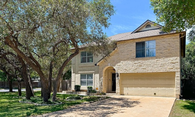 Deer Park At Maple Run Casa | 3-bedroom home with private pool, gym room, close to Downtown Austin