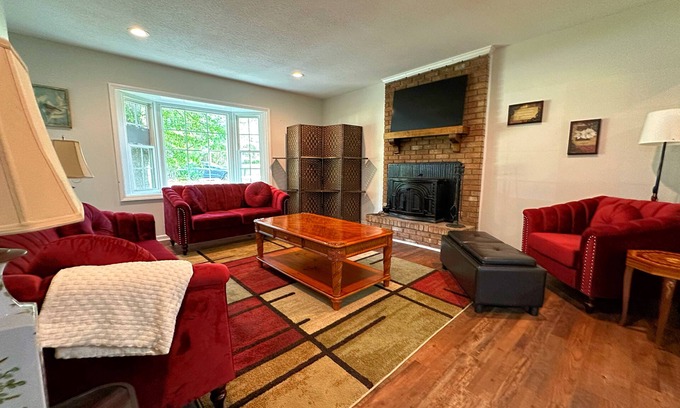 Rocky Mount Casa | 3-bedroom house in brilliant Rocky Mount with AC, WiFi