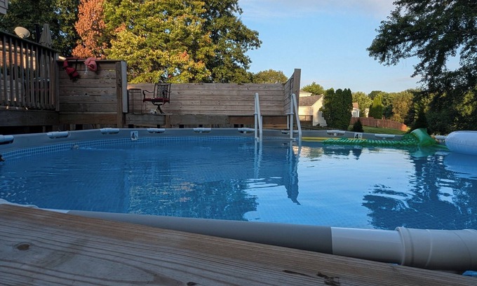Buechel Casa | 3-bedroom house in fabulous Louisville with WiFi, AC, workspace and pool!
