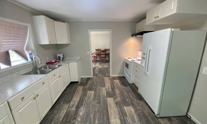 Fairfax Casa | 3-bedroom house in Fairfax close to everything in town. Enjoy your stay