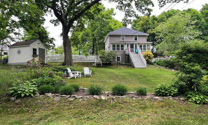 Peaks Island Casa | 3-bedroom island Retreat on Peaks Island