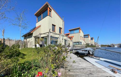 Heeg Casa | 3 Bedroom Lovely Home In Heeg