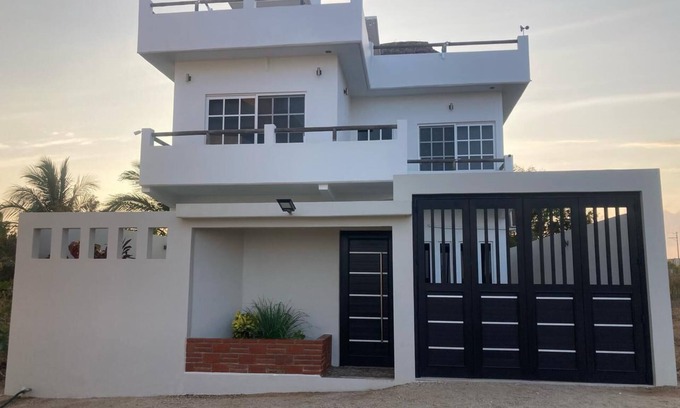 Santa María Tonameca Casa | 3-bedroom house in enchanting Santa Maria Tonameca, Playa Agua Blanca Oaxaca