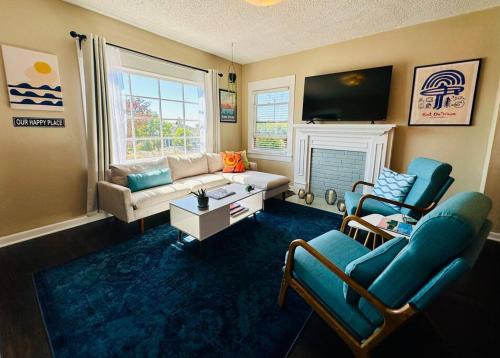 Sherman Heights Casa | 3-Bedroom, Prime Location, Private Backyard!