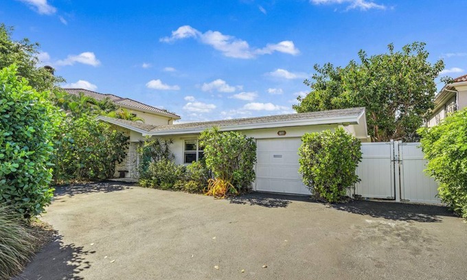 North Palm Beach Apartamento | 3 Bedroom Single family 321376 by Houzlet