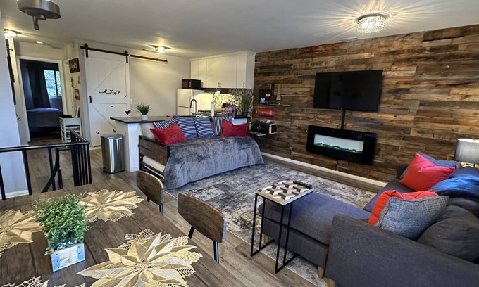 Vernon Condominio | 3 dormitorios en Ski Off Ski Condo con excelentes vistas. Propiedad unica!