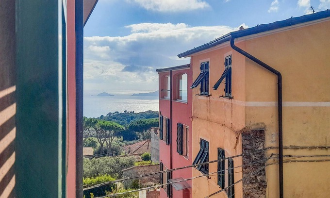 Montemarcello Casa | 3 bedroom stunning home in Montemarcello