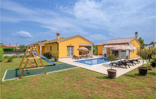 Kapelica Casa | 3 Bedroom Stunning Home In Labin