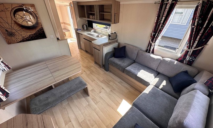 Glasgow Casa | 3-Bedroom Swift Caravan, Glasgow