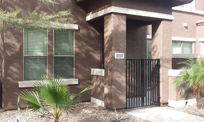 Sierra Verde Casa | 3 Bedroom Townhome In Townsquare At Sierra Verde