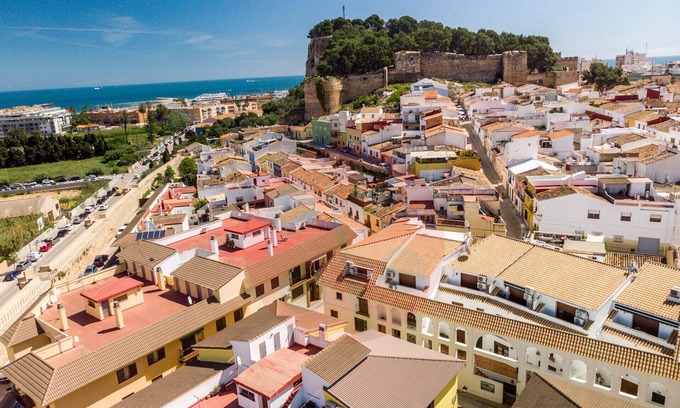 Centro histórico de Denia Chalet De Esquí | Casa adosada de 3 dormitorios en el corazón del casco antiguo