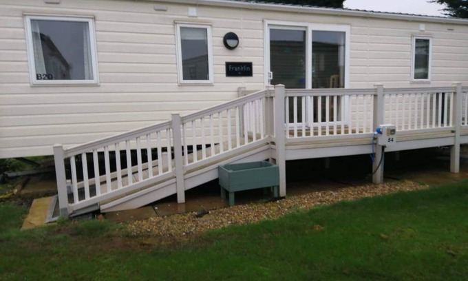 Heacham Chalet De Esquí | 3 Bedroom unit with Ramp Access linen included