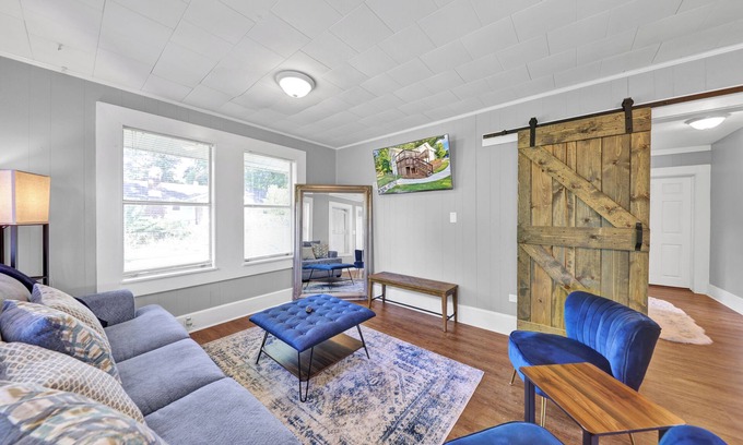 Crestline Heights Casa | 3-bedroom vacation home 12 mins from University of Alabama-Birmingham &Hospital