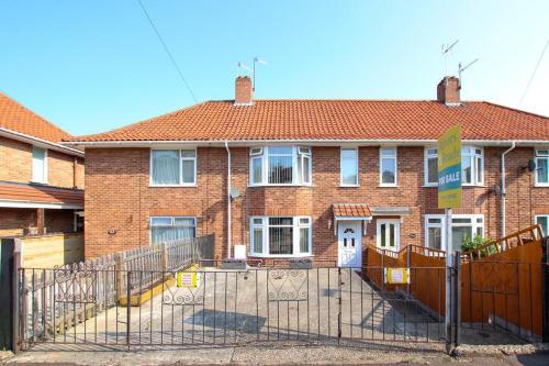 Norwich Casa | 3 bedrooms Sleeps 8 Self Catering House Near Norwich City Centre And UEA