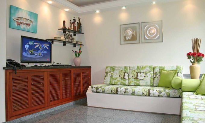 Toninhas Condominio | 3 dormitorios, piscinas, jardines, seguridad las 24 horas, aire acondicionado al lado de la playa.