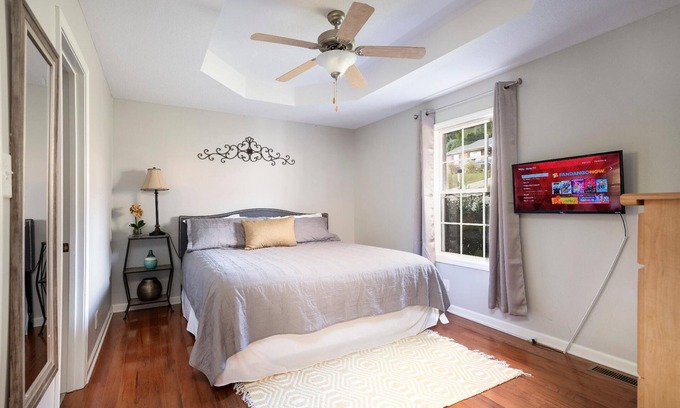Clarksville Casa | Johnson Home -6 Millas hasta el Post -¡Cama King!