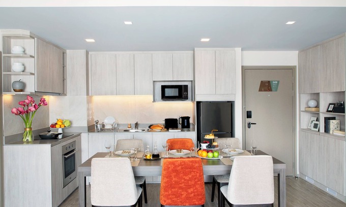 Makkasan Condominio | 3 BR 123SQM/ Rama9/Monthly