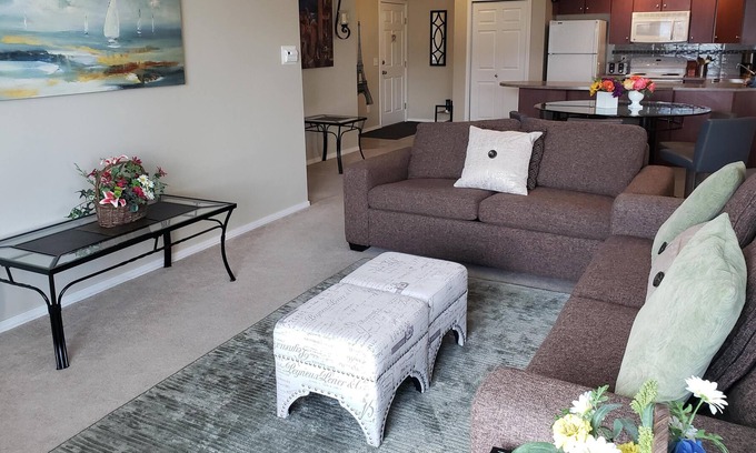 Quail Ridge Condominio | 3 BR /2 BA Perfect for Families or Couples Traveling Together - Golf - Wineries