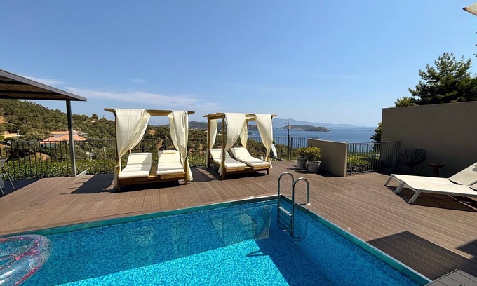 Achladies Villa | Superior Villa Cassiope con 3Br, piscina privada e impresionantes vistas al mar