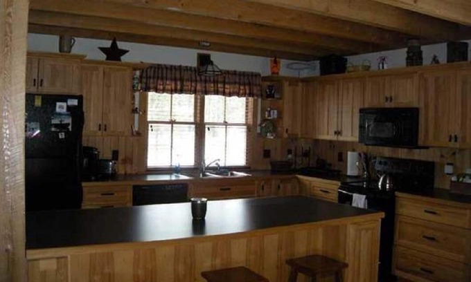 Kennebec Cabaña | 3 BR/ 2BA Great Pond Rome, Maine Lakehouse