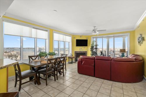 Ocean City Apartamento | 3 BR Belmont Towers on Boardwalk: Ocean & Bay Views