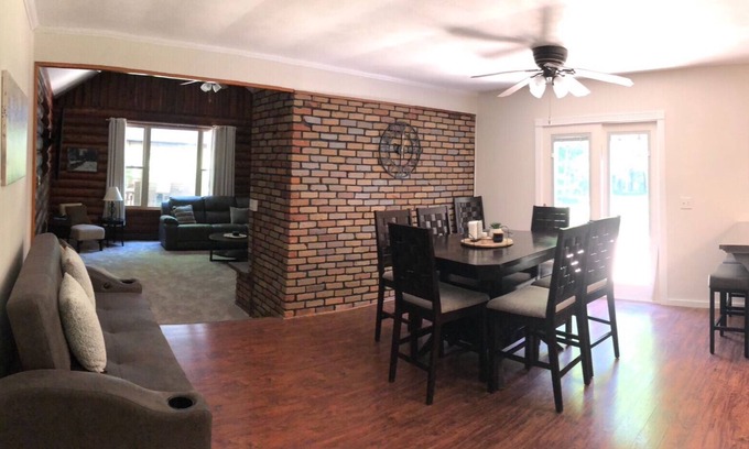 Groton Casa | 3 BR HOUSE WITH GAME ROOM! In Lansing NY