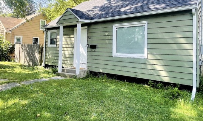 Eastside Casa | 3 BR near LeMoyne & Hospitals