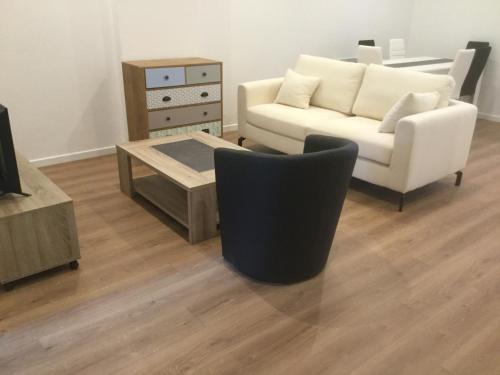 Clermont-Ferrand Apartamento | 3 chambres en lit double, 6 personnes, dans appartement entièrement rénové, 70 m2 , WIFI,Climatisation, très calme , tout équipé,lit bébé